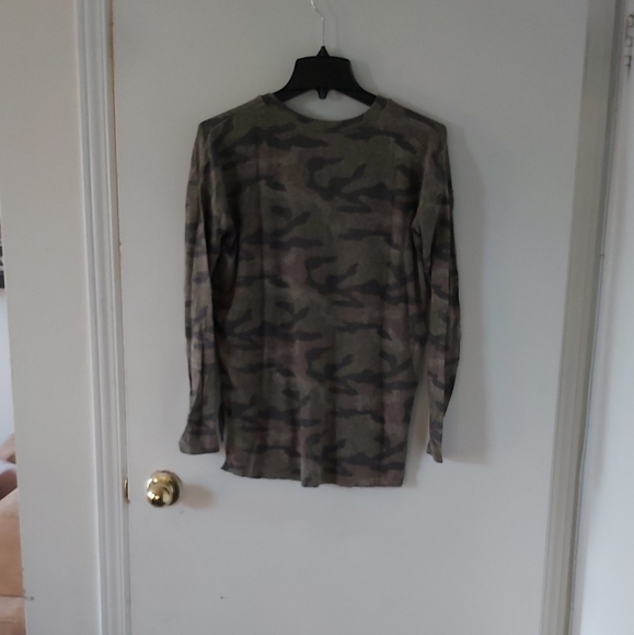American eagle side slit long sleeve - Picture 4 of 4